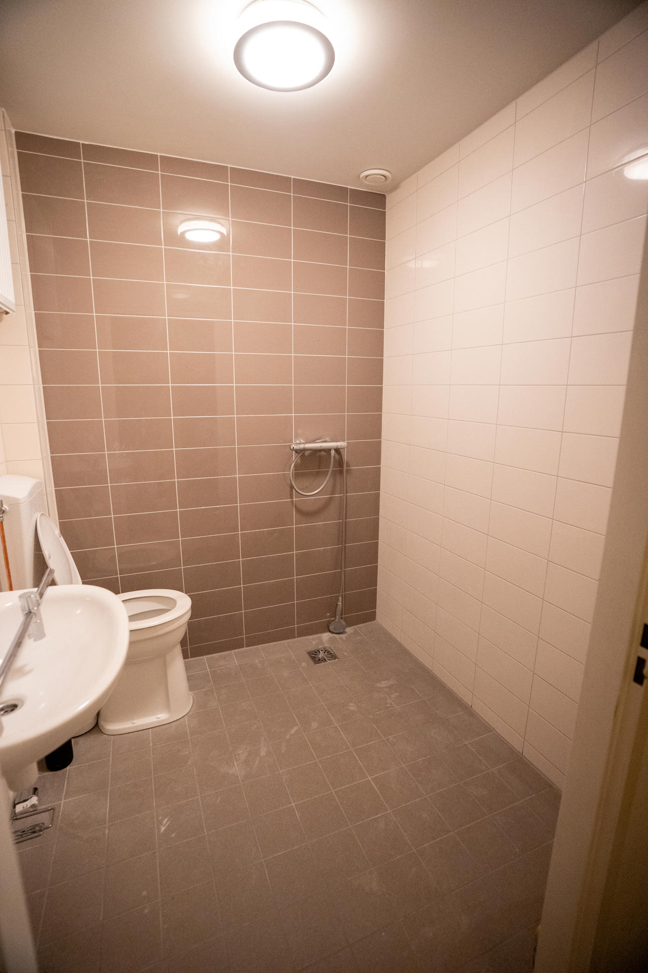 Badkamer opbouw renovatie woningcorporatie